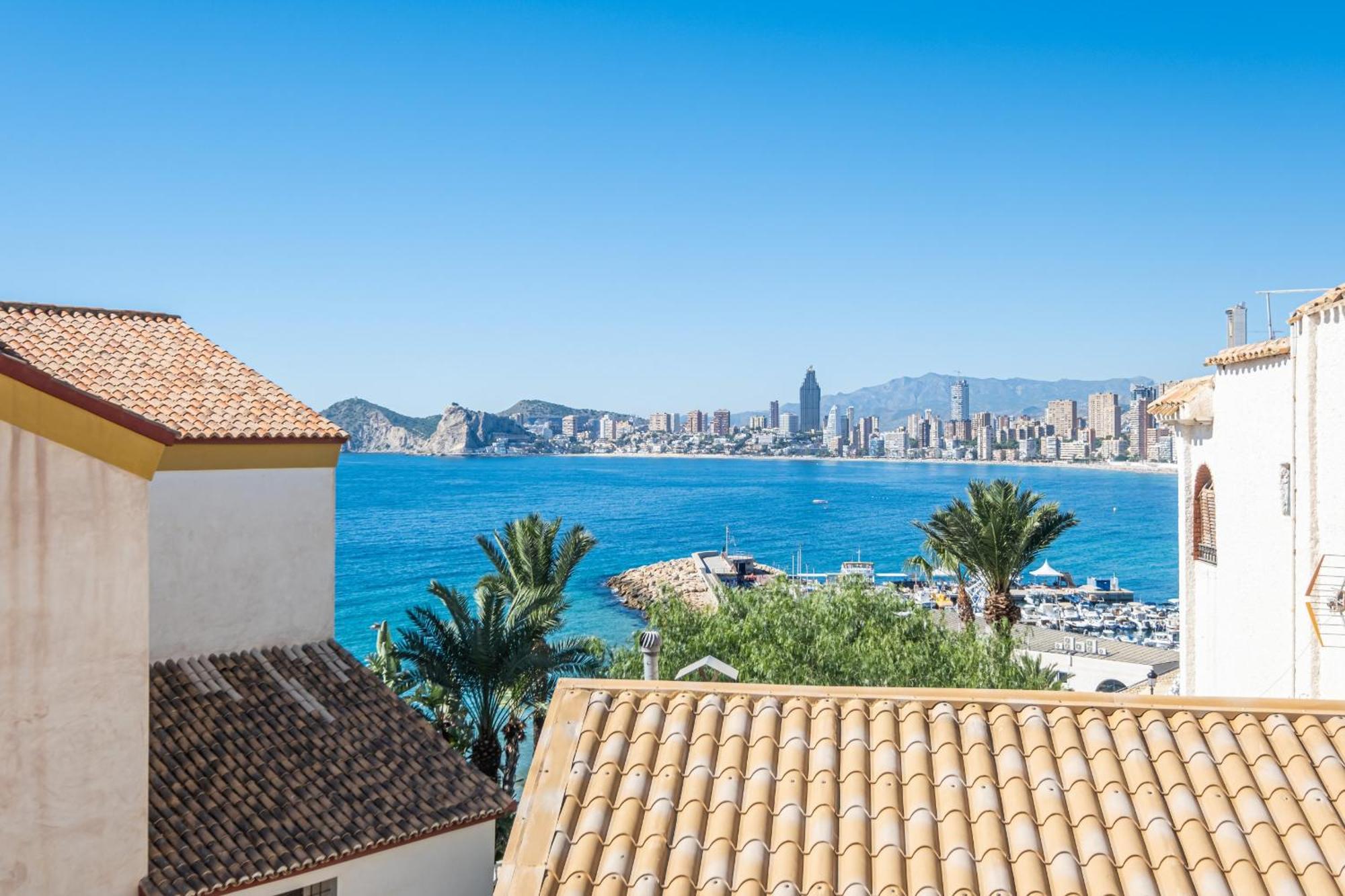 Apartamentos El Castell Benidorm Old-Town エクステリア 写真