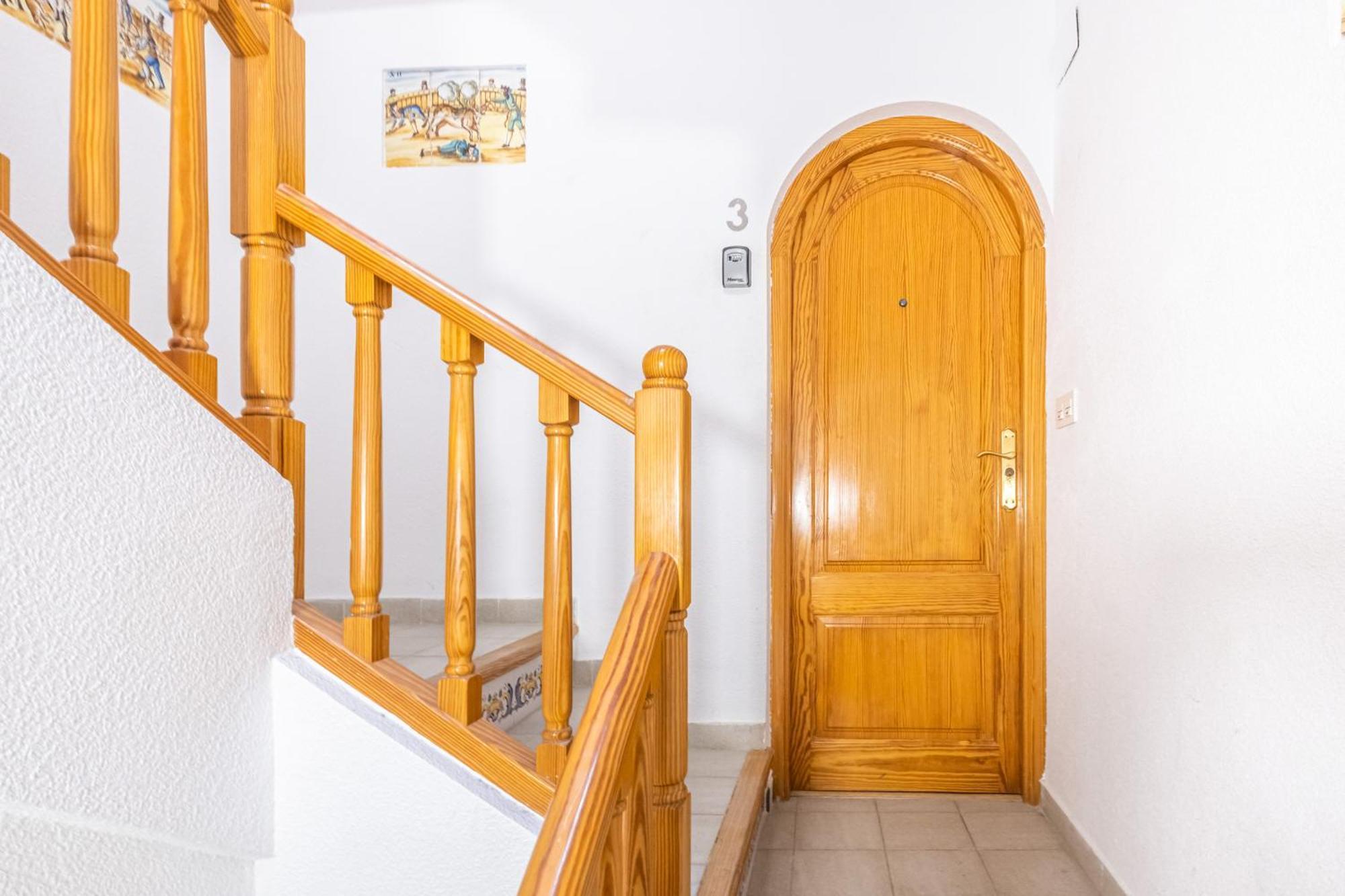 Apartamentos El Castell Benidorm Old-Town エクステリア 写真
