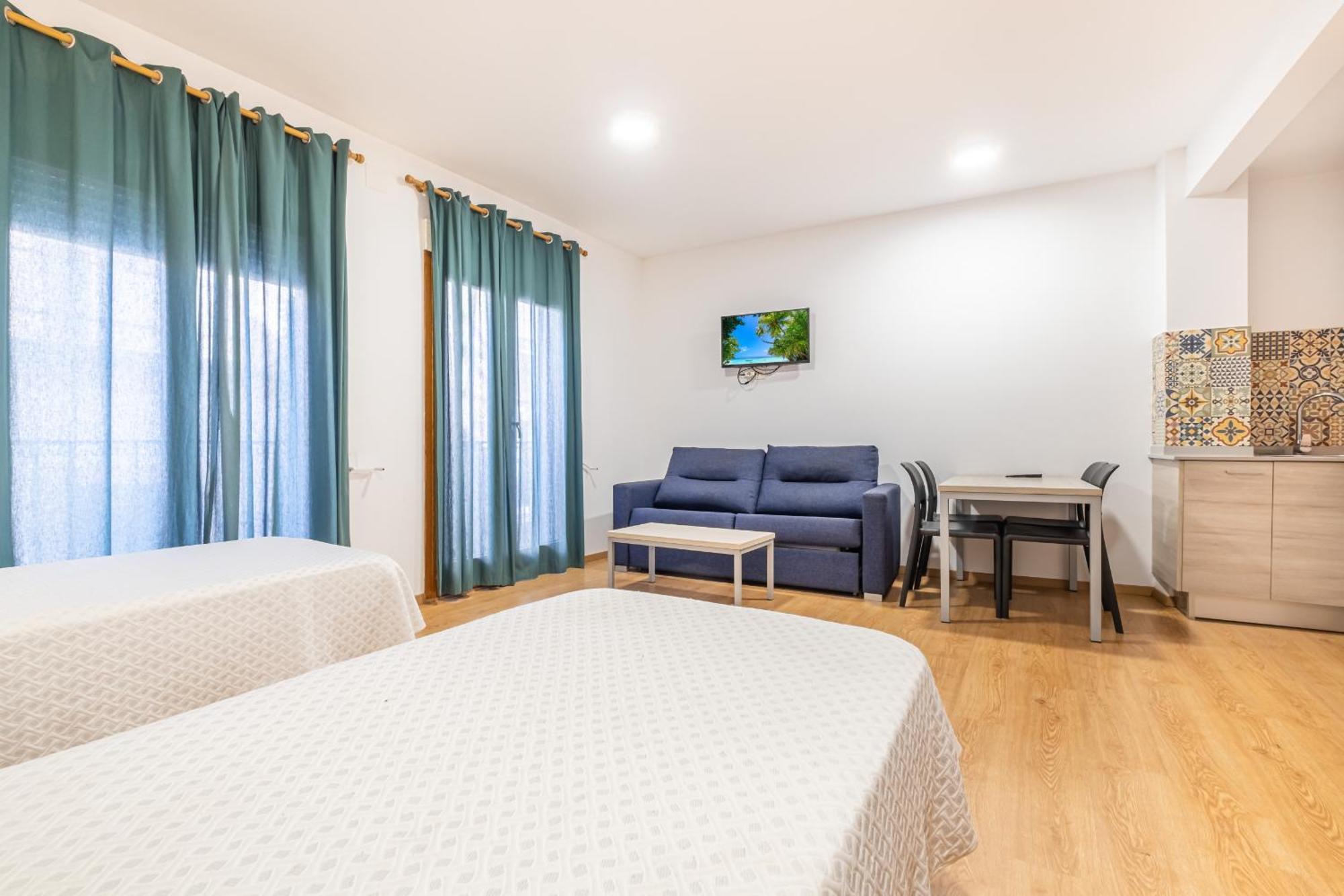 Apartamentos El Castell Benidorm Old-Town エクステリア 写真