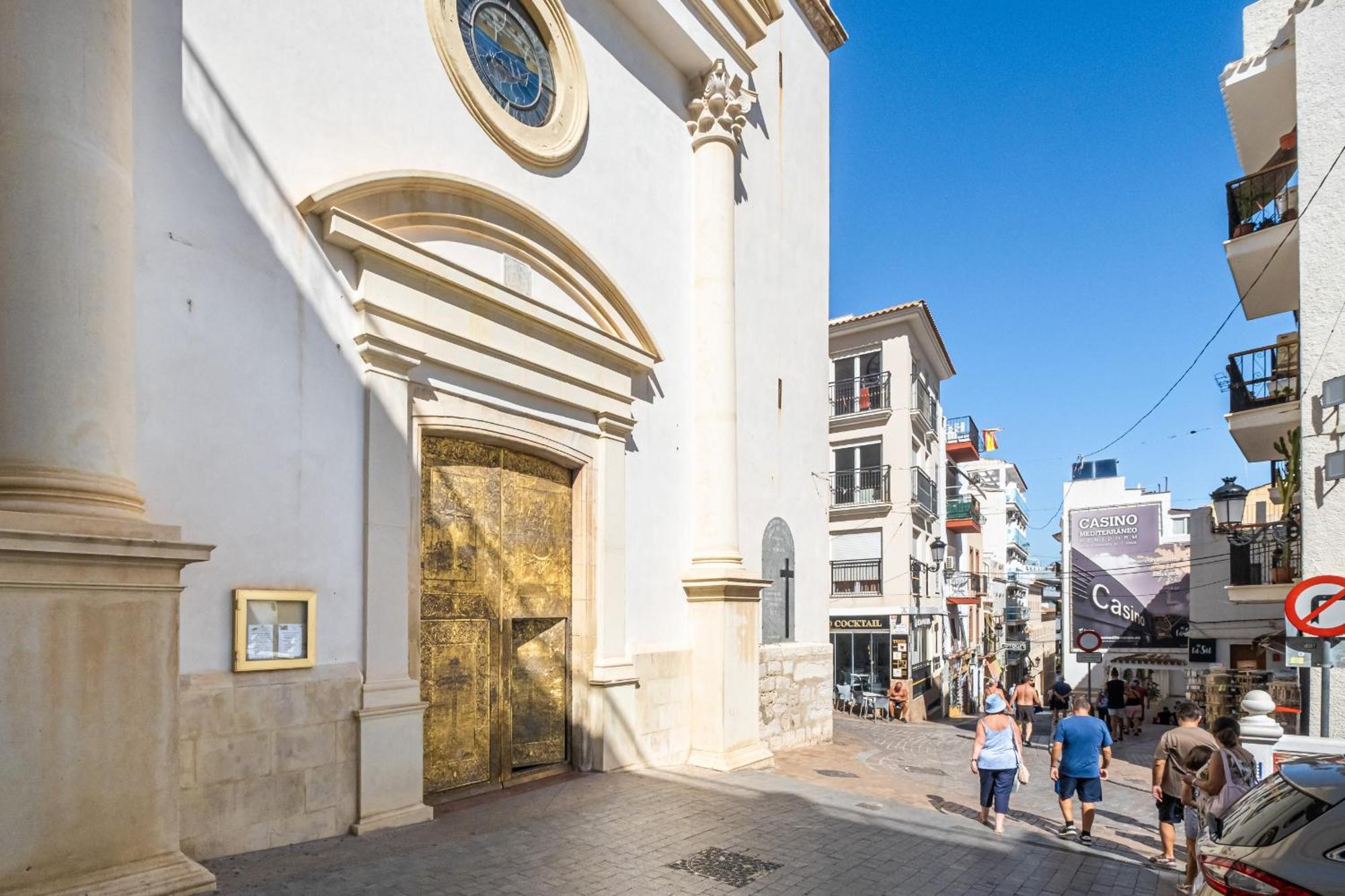 Apartamentos El Castell Benidorm Old-Town エクステリア 写真