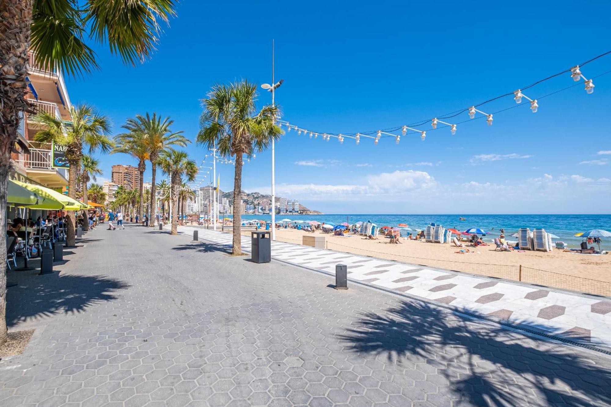 Apartamentos El Castell Benidorm Old-Town エクステリア 写真