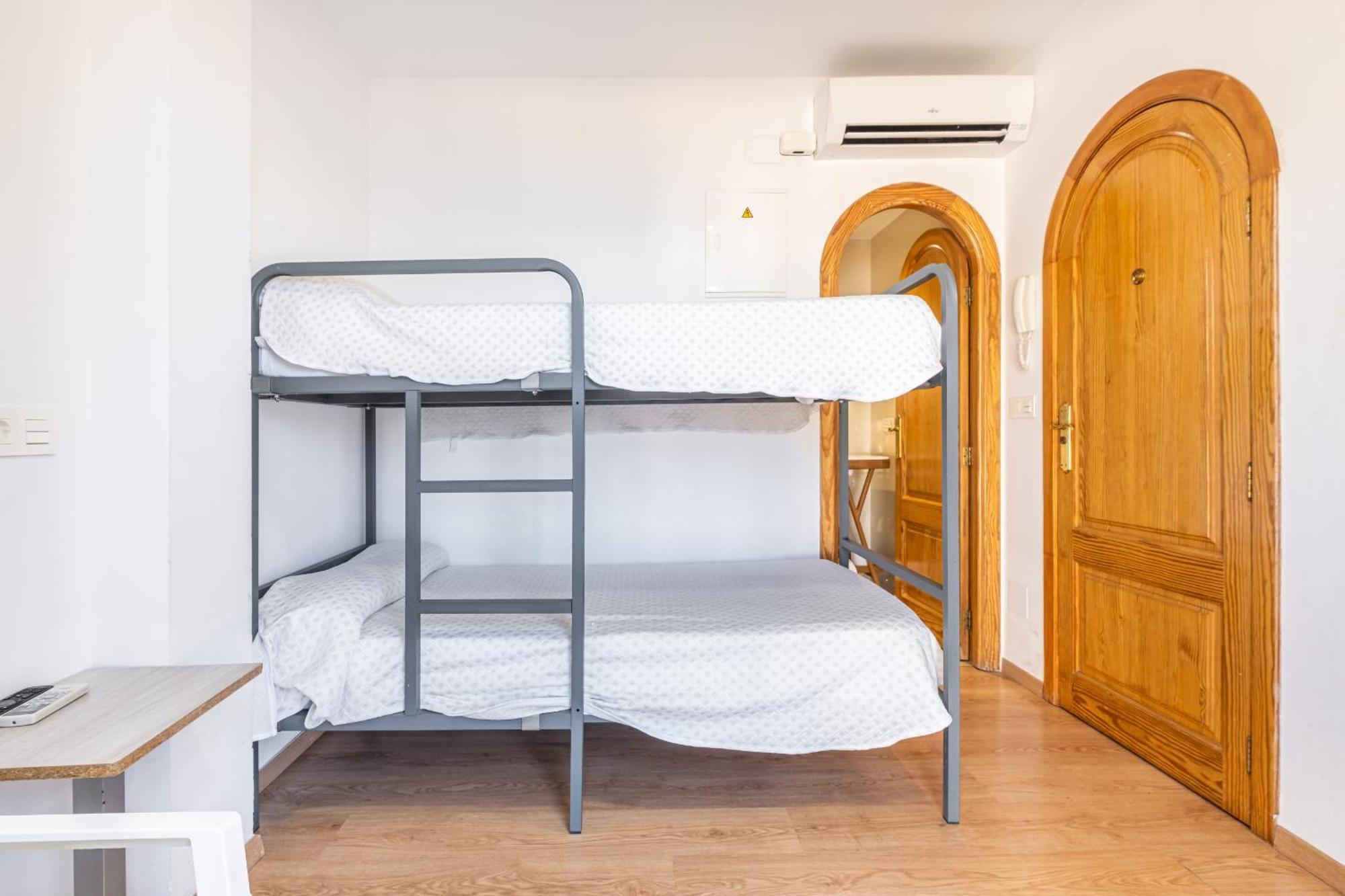 Apartamentos El Castell Benidorm Old-Town 部屋 写真
