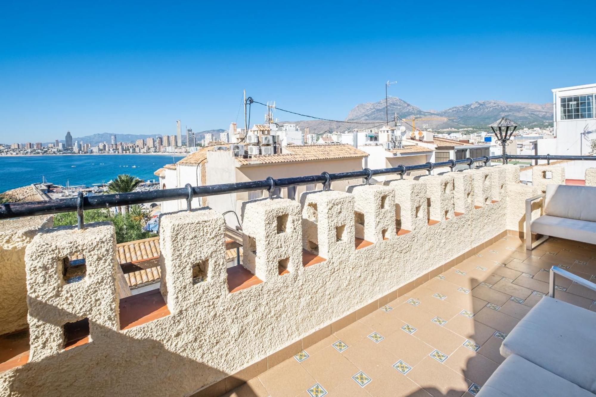 Apartamentos El Castell Benidorm Old-Town 部屋 写真